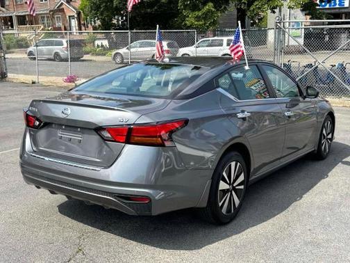 2022 Nissan Altima 2.5 SV