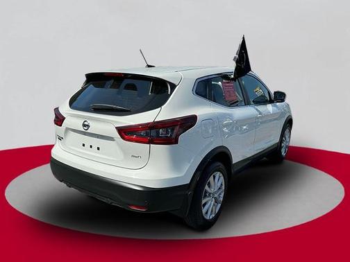 2022 Nissan Rogue Sport S