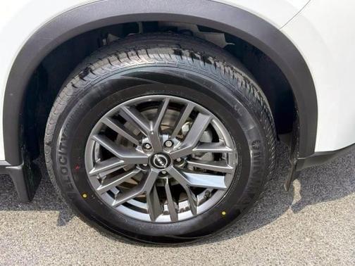 2022 Nissan Rogue S