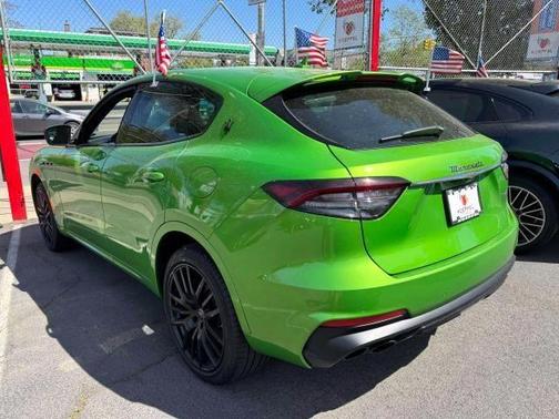 2023 Maserati Levante Modena