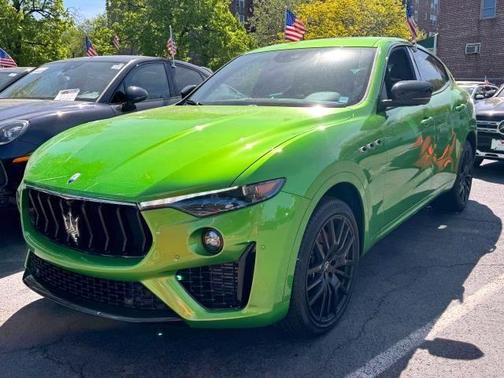 2023 Maserati Levante Modena