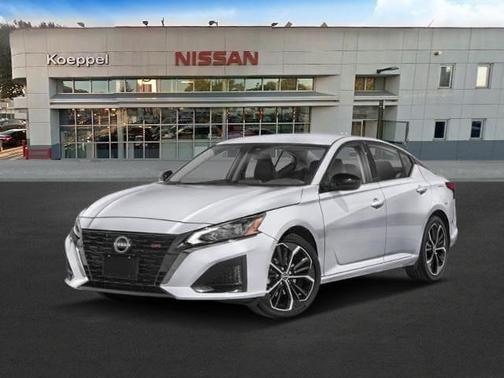 2025 Nissan Altima SR