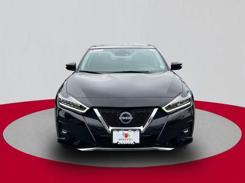2023 Nissan Maxima Platinum