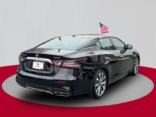 2023 Nissan Maxima Platinum