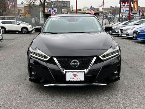2023 Nissan Maxima Platinum