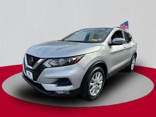 2022 Nissan Rogue Sport SV