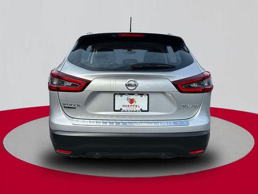 2022 Nissan Rogue Sport SV