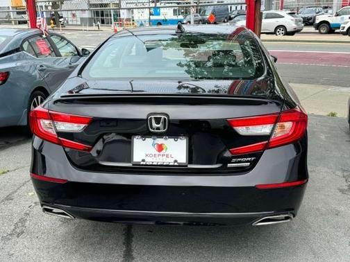 2022 Honda Accord Sport SE