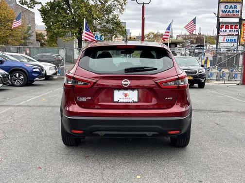 2021 Nissan Rogue Sport S