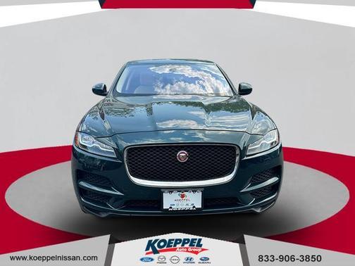 2017 Jaguar F-PACE 35t Prestige