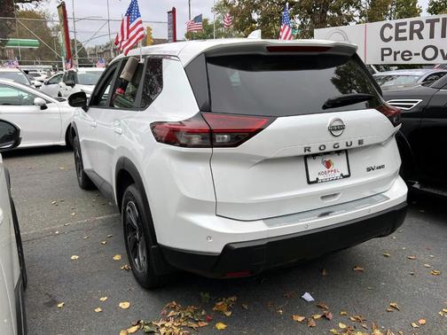 2024 Nissan Rogue SV
