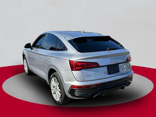 2022 Audi Q5 45 S line Premium Plus