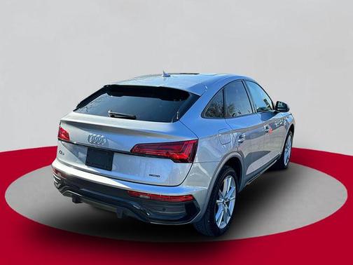 2022 Audi Q5 45 S line Premium Plus