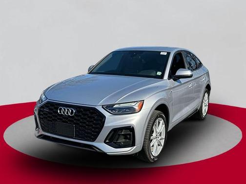 2022 Audi Q5 45 S line Premium Plus