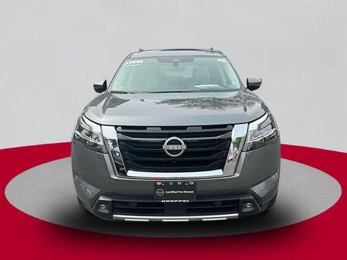 2022 Nissan Pathfinder Platinum
