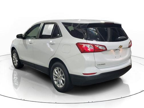 Summit White 2021 Chevrolet Equinox LS