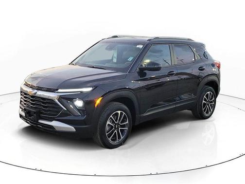 Mosaic Black Metallic 2026 Chevrolet Trailblazer LT