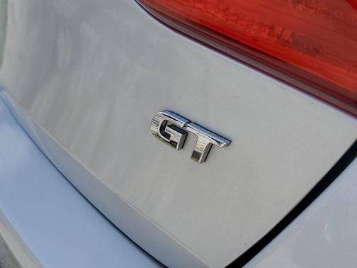 Symphony Air Silver 2017 Hyundai Elantra GT Base