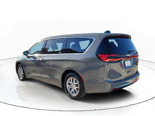 Ceramic Gray Clearcoat 2025 Chrysler Pacifica Select