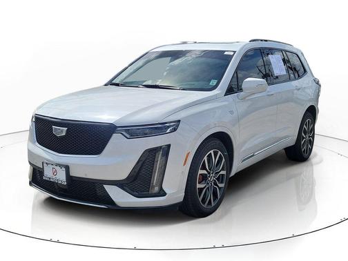 Crystal White Tri-Coat 2022 Cadillac XT6 Sport AWD