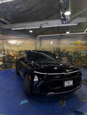 Black 2024 Chevrolet Equinox EV LT