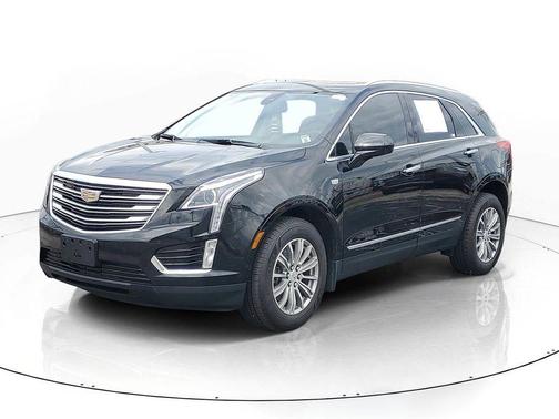 Stellar Black Metallic 2019 Cadillac XT5 Luxury