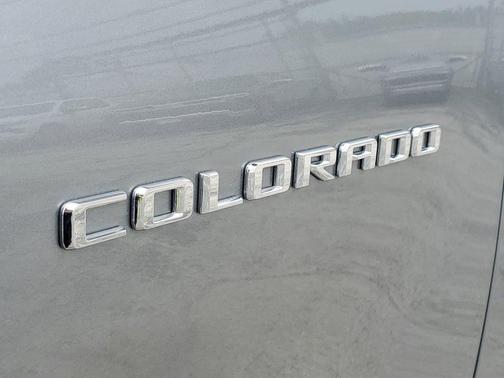 Sterling Gray Metallic 2026 Chevrolet Colorado LT