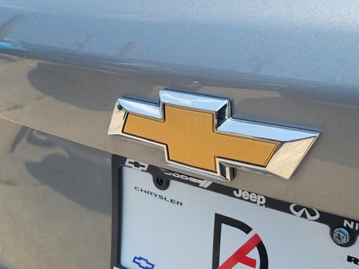 Sterling Gray Metallic 2025 Chevrolet Equinox LT