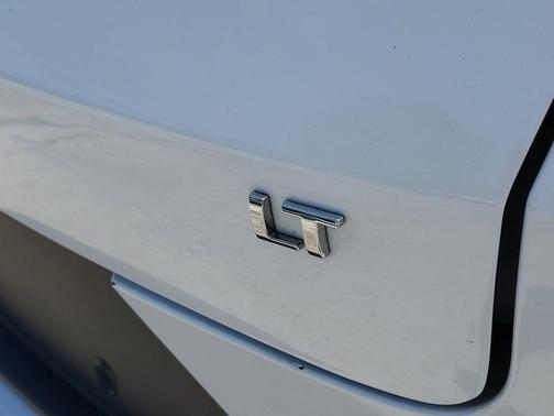 Summit White 2022 Chevrolet Trailblazer LT