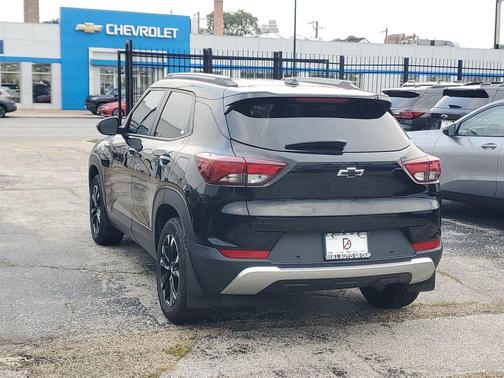 Mosaic Black Metallic 2021 Chevrolet Trailblazer LT