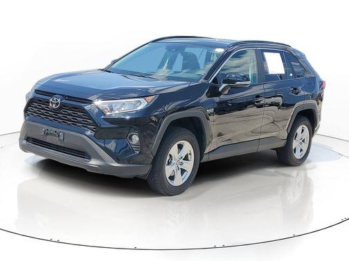 Midnight Black Metallic 2021 Toyota RAV4 XLE