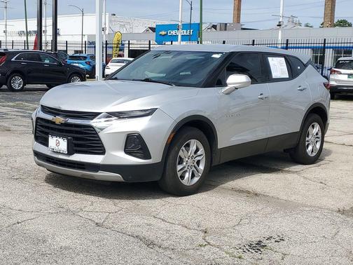 Silver Ice Metallic 2020 Chevrolet Blazer 2LT
