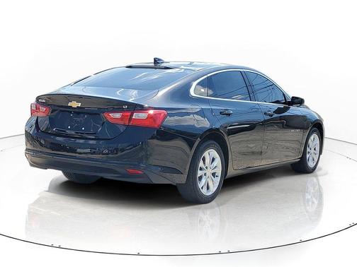 Mosaic Black Metallic 2024 Chevrolet Malibu LT