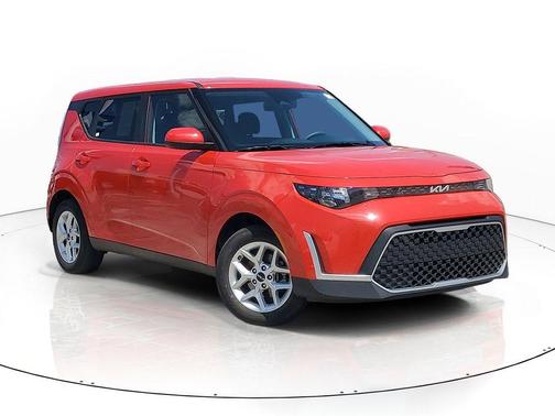 Inferno Red 2025 Kia Soul LX
