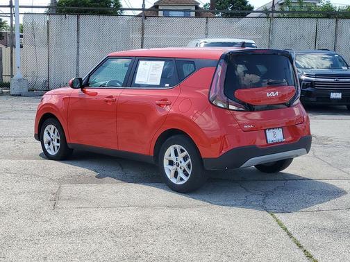 Inferno Red 2025 Kia Soul LX