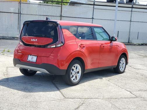 Inferno Red 2025 Kia Soul LX