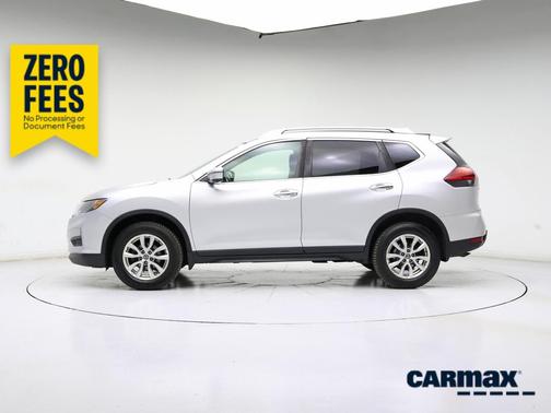 Silver 2017 Nissan Rogue SV