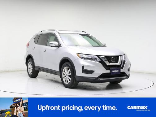 Silver 2017 Nissan Rogue SV