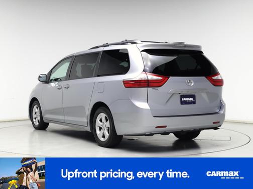 2016 Toyota Sienna LE