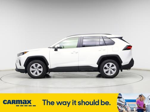 2020 Toyota RAV4 LE