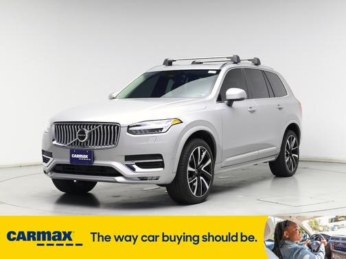 2023 Volvo XC90 B6 Plus