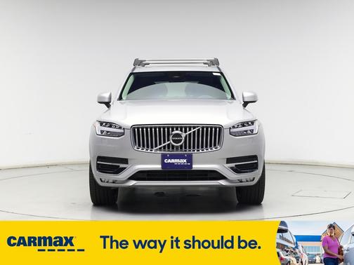 2023 Volvo XC90 B6 Plus