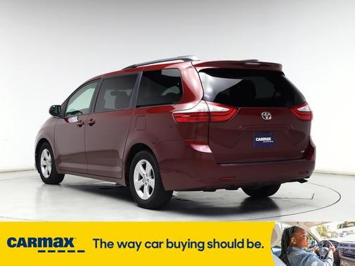 2015 Toyota Sienna LE