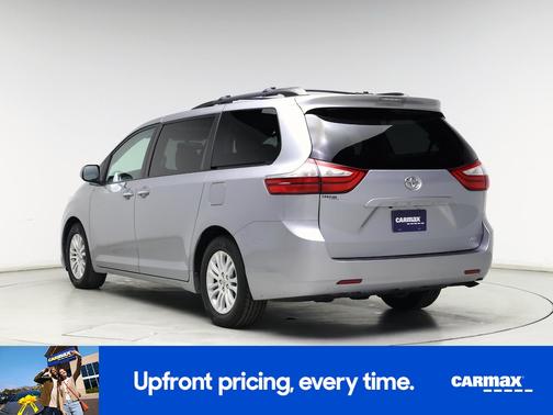 2017 Toyota Sienna XLE