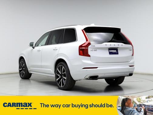 2020 Volvo XC90 T6 Momentum