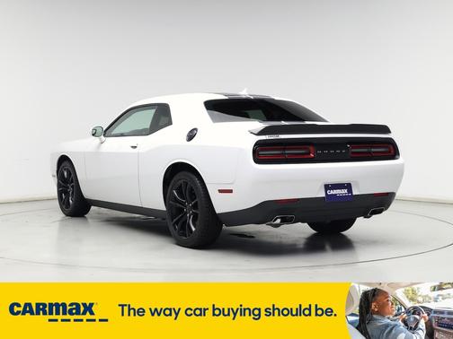2016 Dodge Challenger SXT Plus