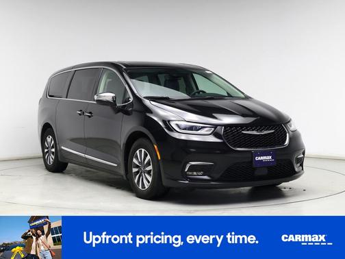 2023 Chrysler Pacifica Hybrid Limited