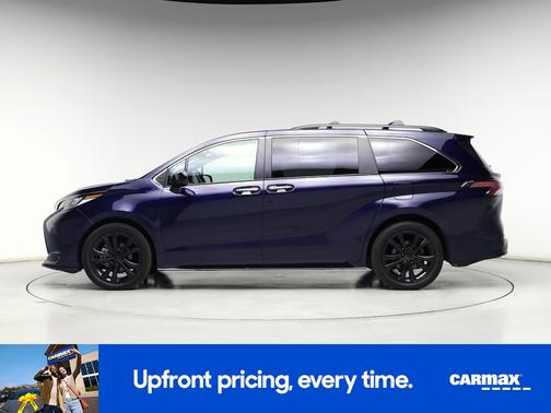 2022 Toyota Sienna XSE