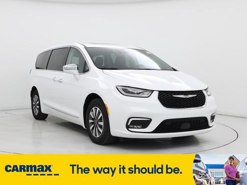 2022 Chrysler Pacifica Hybrid Limited