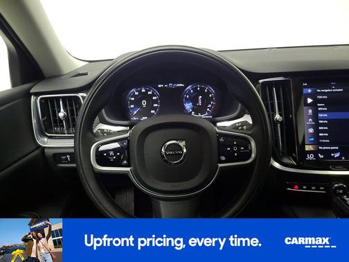 2020 Volvo S60 T5 Momentum